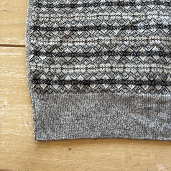 Dockers Mens Sweater Vest Gray Stripe Geometric Sleeveless V-Neck Pullover Sz M - Picture 5 of 7